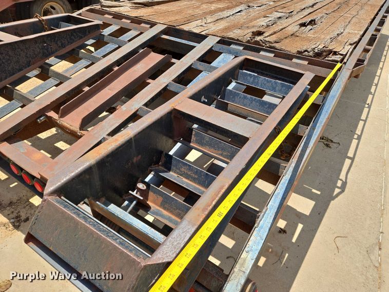 image for item EN8112 2005 Trailer Supply Center  KK8-25PR equipment trailer