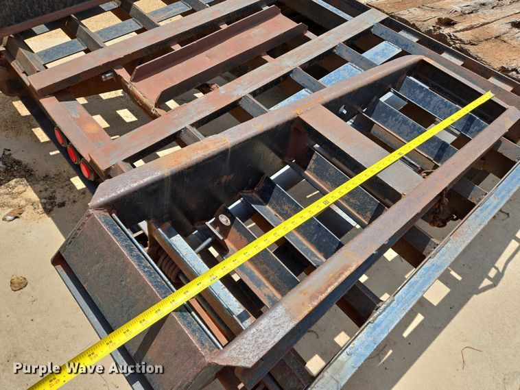 image for item EN8112 2005 Trailer Supply Center  KK8-25PR equipment trailer