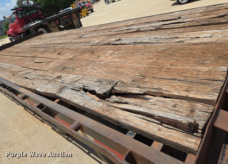 image for item EN8112 2005 Trailer Supply Center  KK8-25PR equipment trailer