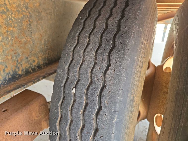 image for item EN8112 2005 Trailer Supply Center  KK8-25PR equipment trailer