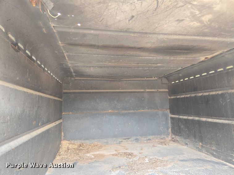 image for item EN8116 1998 International  4700 forestry bucket truck