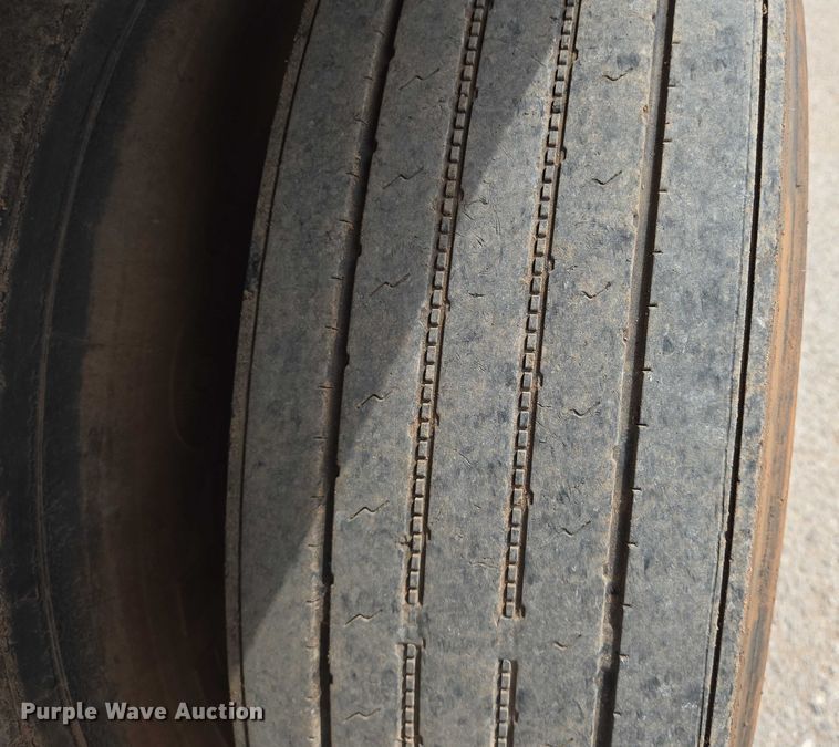 image for item EN8116 1998 International  4700 forestry bucket truck