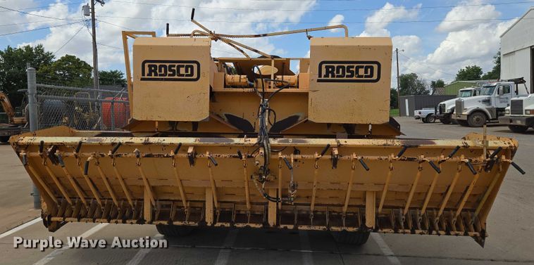 image for item EN8117 1998 Rosco SPRHH chip spreader