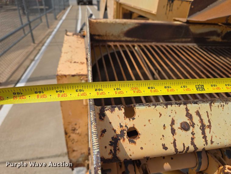 image for item EN8117 1998 Rosco SPRHH chip spreader