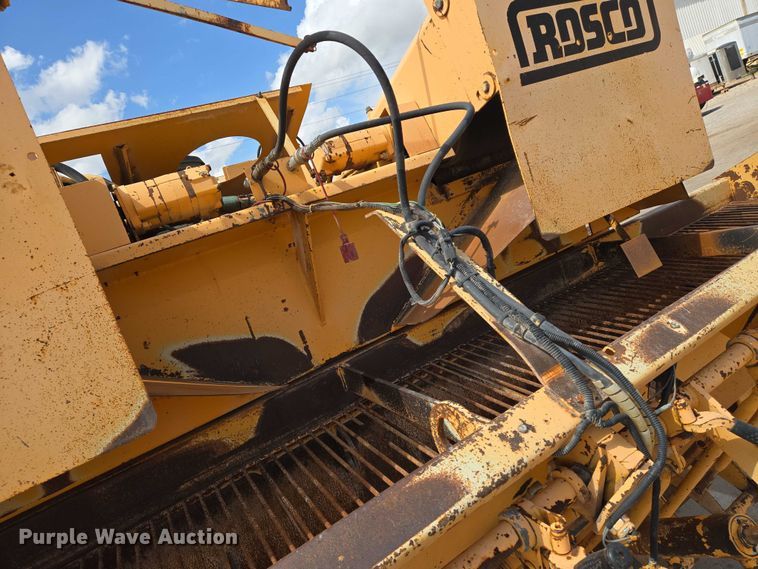 image for item EN8117 1998 Rosco SPRHH chip spreader