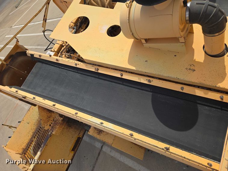 image for item EN8117 1998 Rosco SPRHH chip spreader