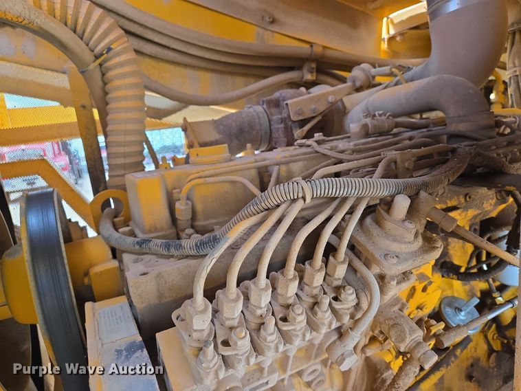 image for item EN8117 1998 Rosco SPRHH chip spreader