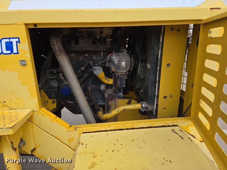 image for item EN8118 2008 Superior Broom DT80CT broom