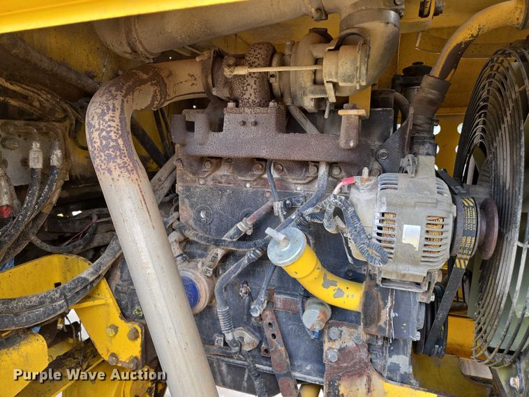 image for item EN8118 2008 Superior Broom DT80CT broom