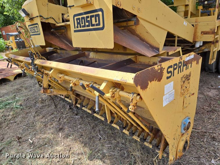 image for item EN8119 2001 Rosco SPRHH chip spreader