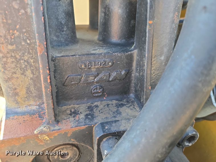 image for item EN8159 2015 Vermeer D9X13III directional boring unit