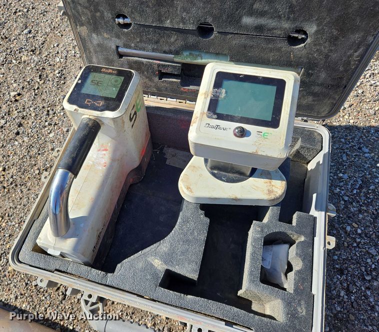 image for item EN8159 2015 Vermeer D9X13III directional boring unit