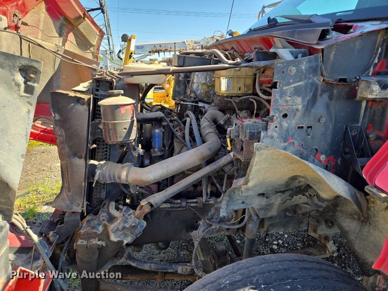 image for item EN8161 2000 Ford F650 Super Duty dump truck