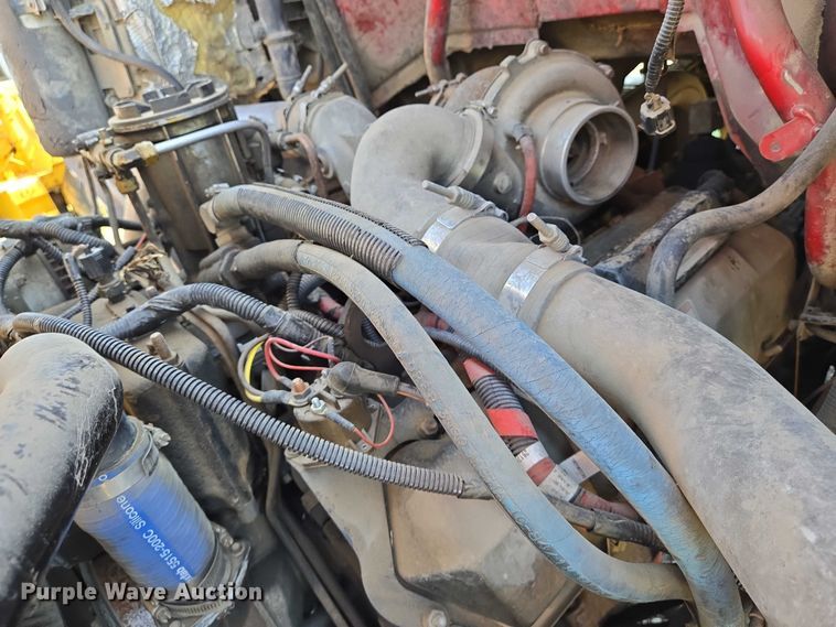 image for item EN8161 2000 Ford F650 Super Duty dump truck