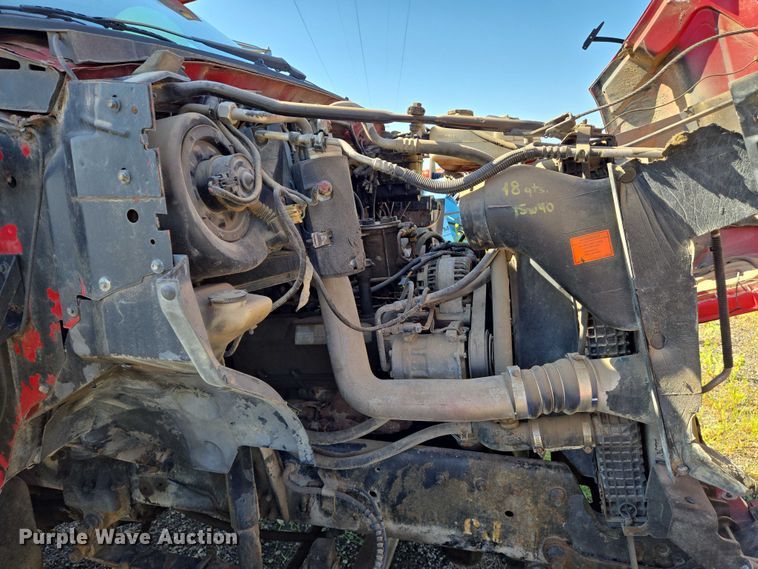 image for item EN8161 2000 Ford F650 Super Duty dump truck