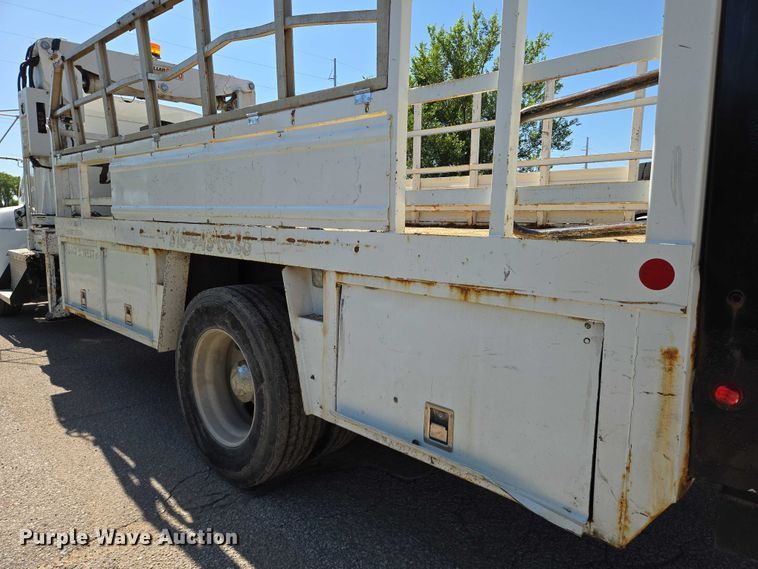 image for item EN8162 2012 Kenworth T370 utility / service truck