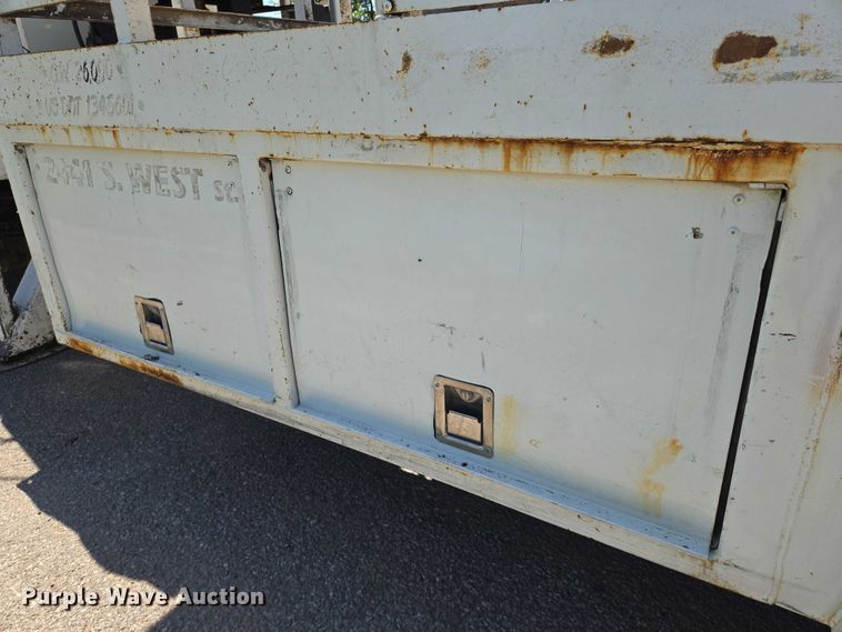 image for item EN8162 2012 Kenworth T370 utility / service truck