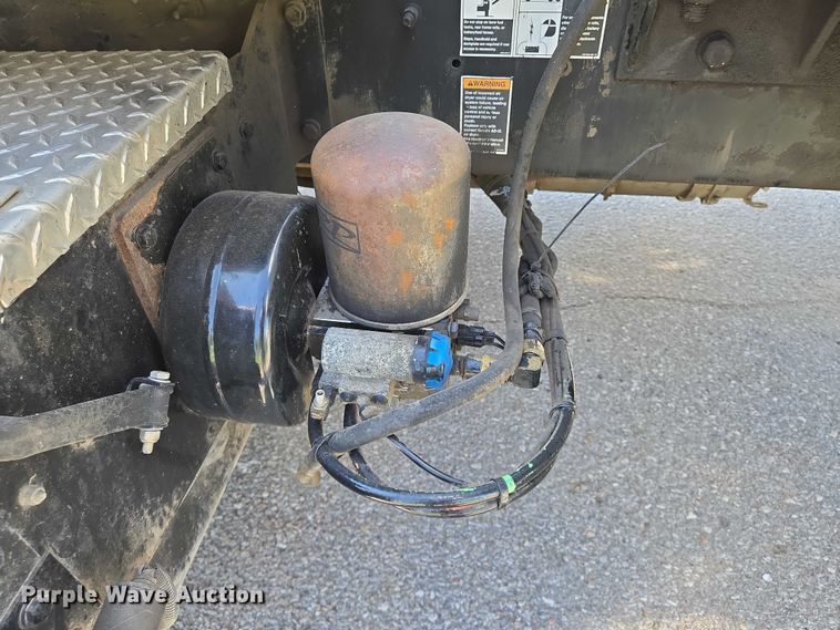 image for item EN8162 2012 Kenworth T370 utility / service truck