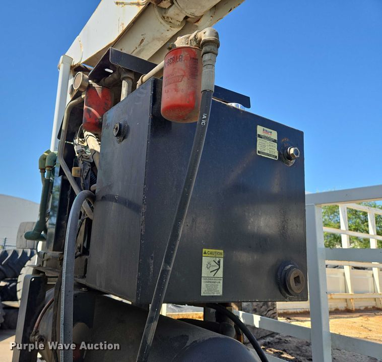 image for item EN8162 2012 Kenworth T370 utility / service truck