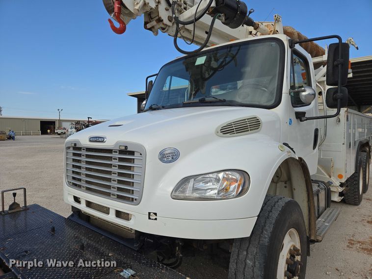 image for item EO0910 2014 Freightliner Business Class M2 digger derrick truck
