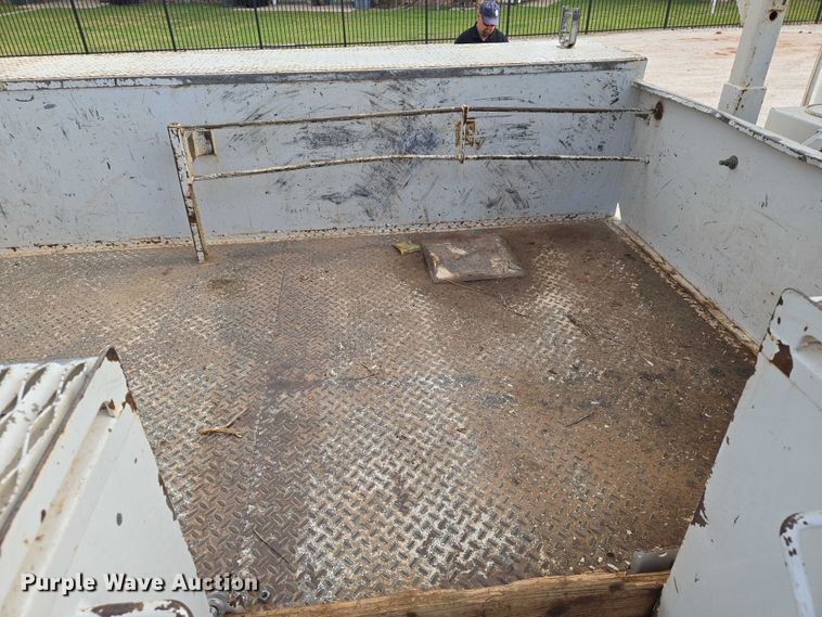 image for item EO0910 2014 Freightliner Business Class M2 digger derrick truck