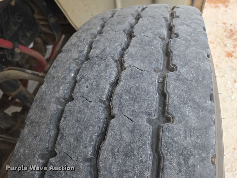 image for item EO0910 2014 Freightliner Business Class M2 digger derrick truck