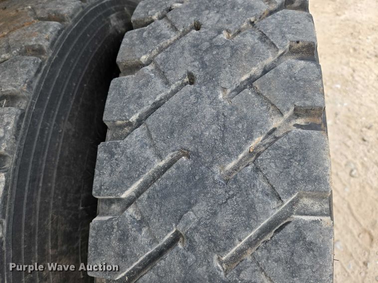 image for item EO0910 2014 Freightliner Business Class M2 digger derrick truck