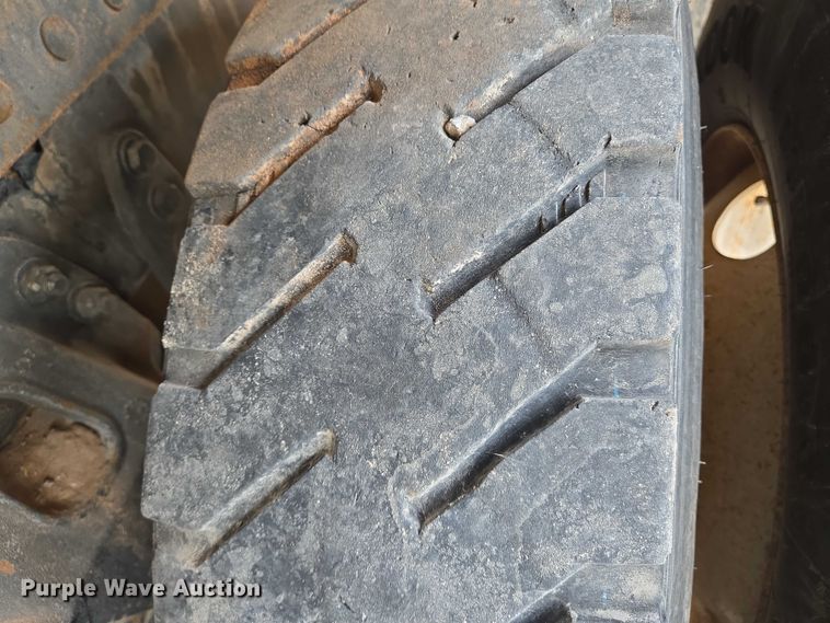 image for item EO0910 2014 Freightliner Business Class M2 digger derrick truck