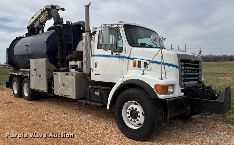 image for item EQ1234 2001 Sterling LT9500 vacuum truck