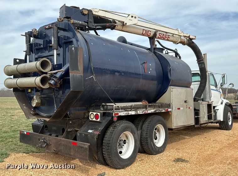 image for item EQ1234 2001 Sterling LT9500 vacuum truck
