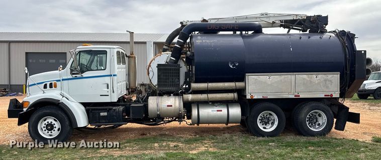 image for item EQ1234 2001 Sterling LT9500 vacuum truck
