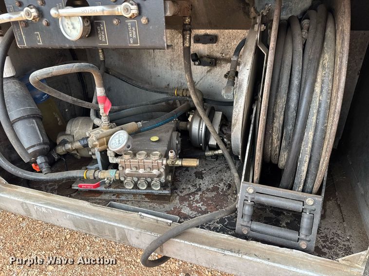 image for item EQ1234 2001 Sterling LT9500 vacuum truck