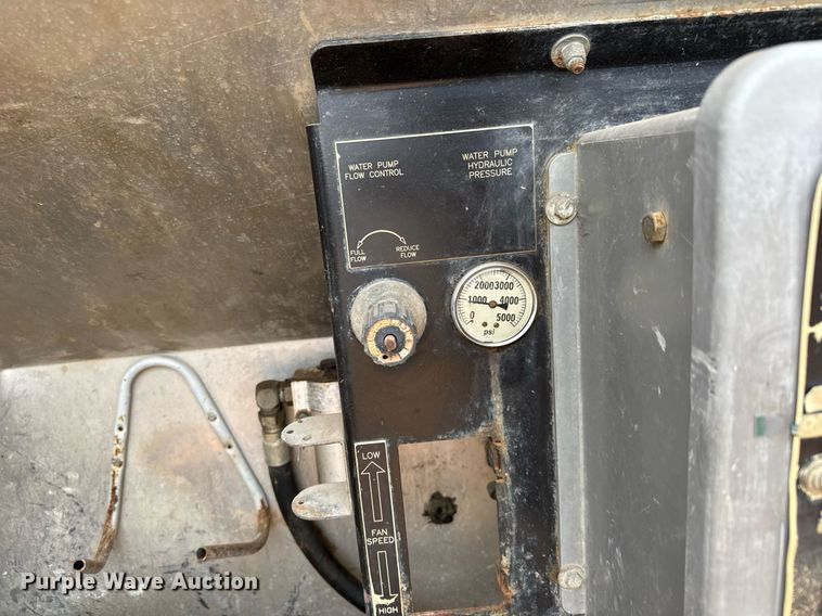 image for item EQ1234 2001 Sterling LT9500 vacuum truck