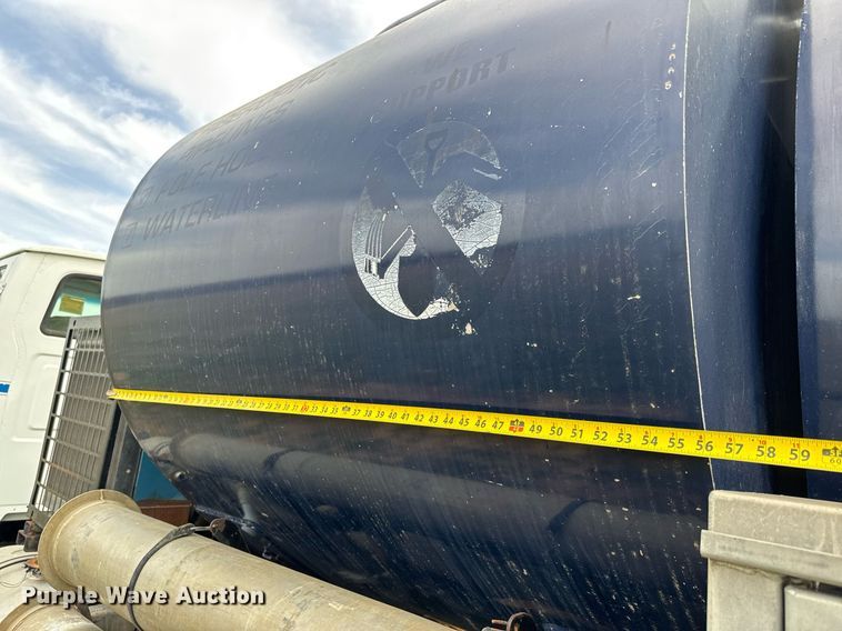 image for item EQ1234 2001 Sterling LT9500 vacuum truck