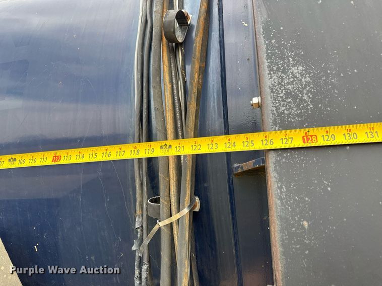 image for item EQ1234 2001 Sterling LT9500 vacuum truck