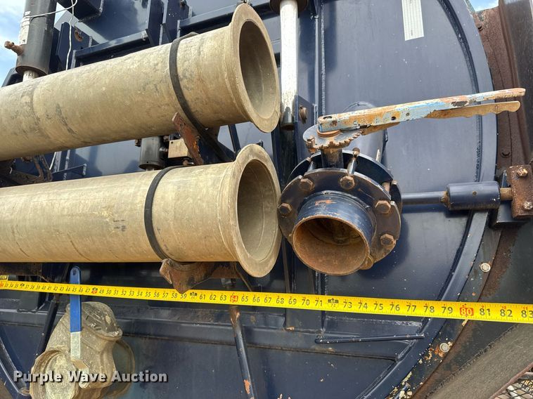 image for item EQ1234 2001 Sterling LT9500 vacuum truck