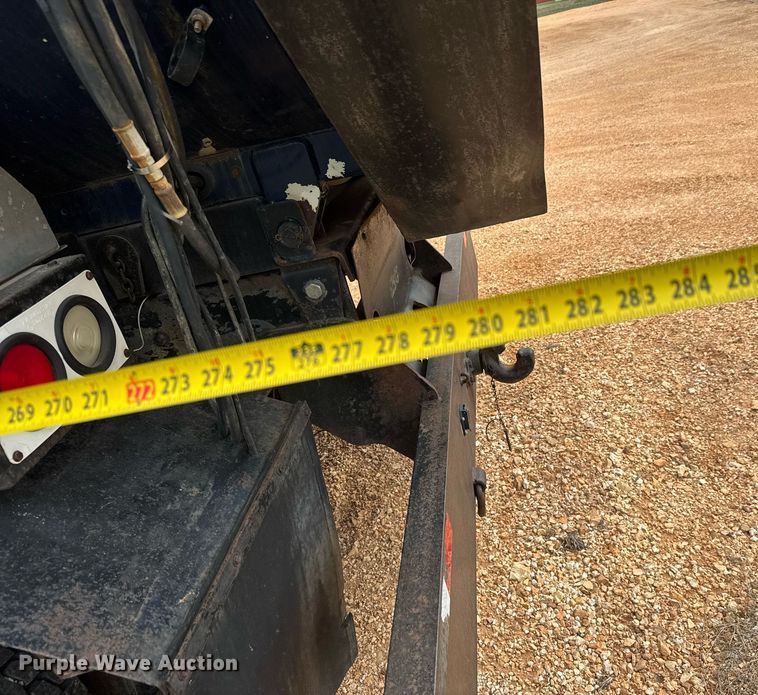 image for item EQ1234 2001 Sterling LT9500 vacuum truck