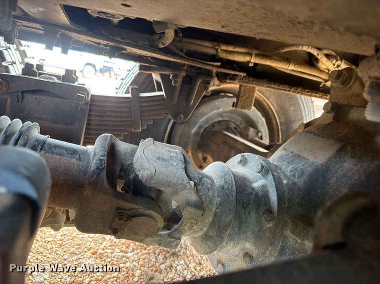 image for item EQ1234 2001 Sterling LT9500 vacuum truck