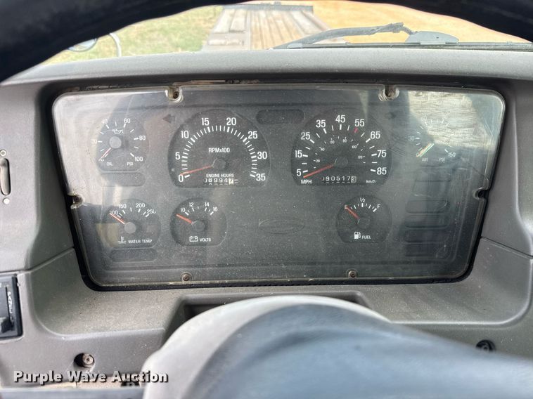 image for item EQ1234 2001 Sterling LT9500 vacuum truck