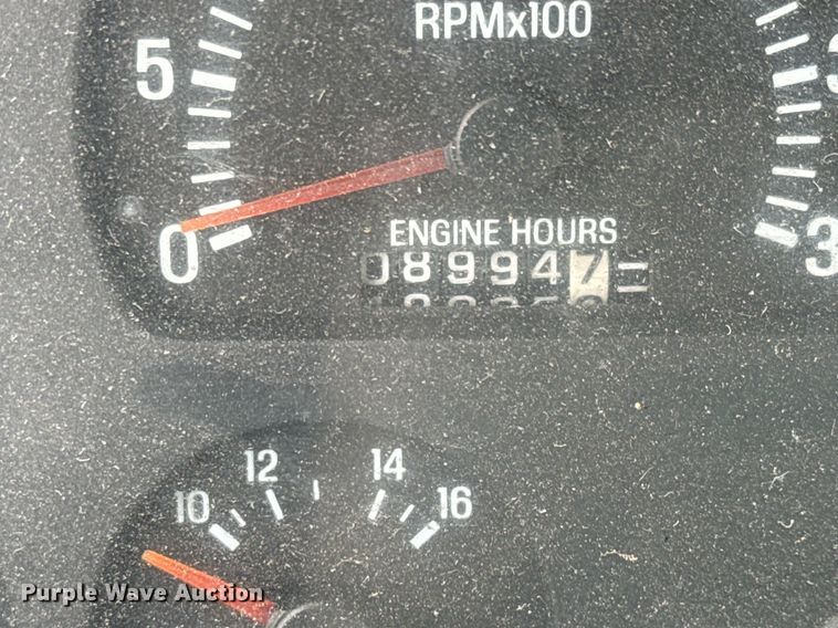 image for item EQ1234 2001 Sterling LT9500 vacuum truck