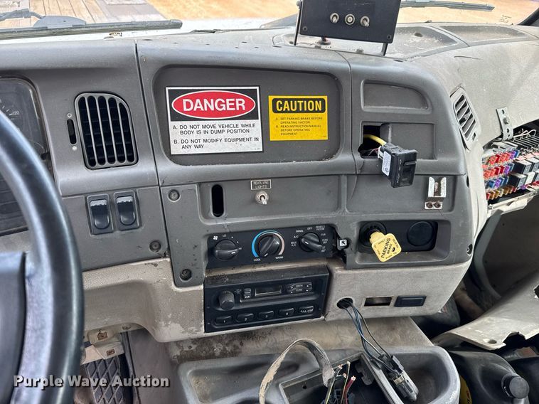 image for item EQ1234 2001 Sterling LT9500 vacuum truck