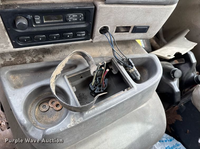 image for item EQ1234 2001 Sterling LT9500 vacuum truck