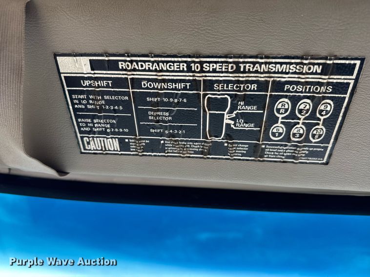 image for item EQ1234 2001 Sterling LT9500 vacuum truck