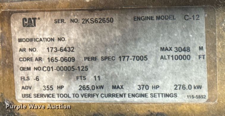 image for item EQ1234 2001 Sterling LT9500 vacuum truck