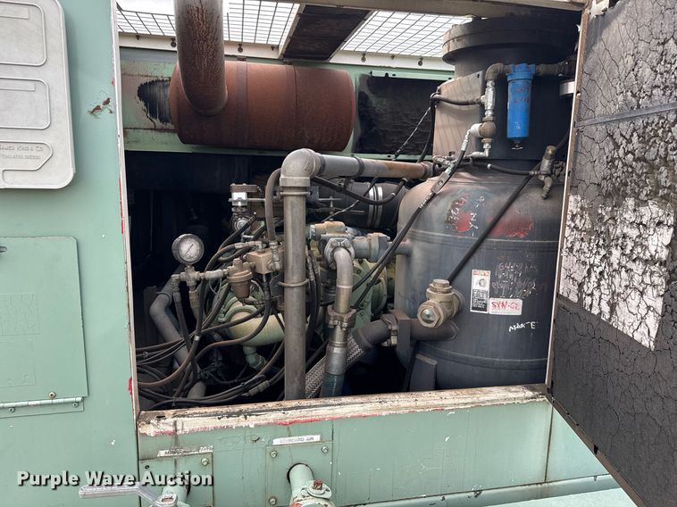 image for item EQ1235 1998 Belshe  T10 equipment trailer and air compressor