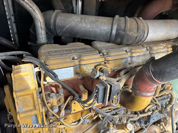 image for item EQ1235 1998 Belshe  T10 equipment trailer and air compressor