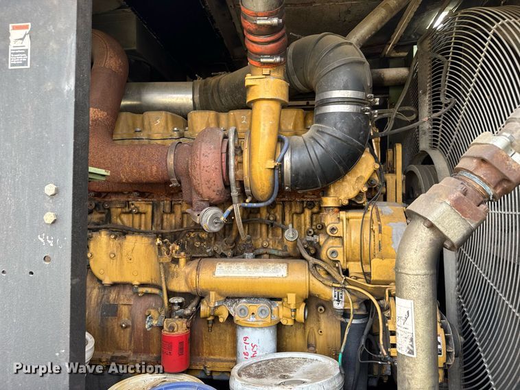 image for item EQ1235 1998 Belshe  T10 equipment trailer and air compressor