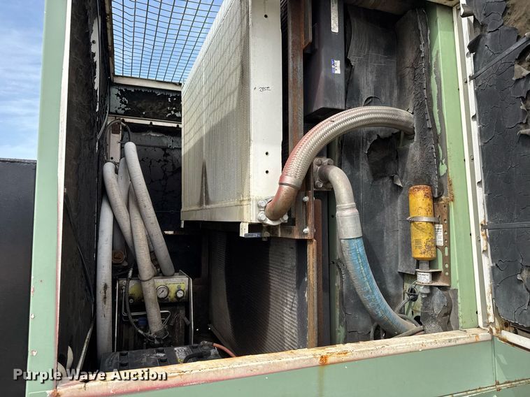 image for item EQ1235 1998 Belshe  T10 equipment trailer and air compressor