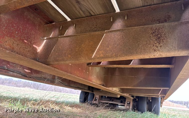 image for item EQ1235 1998 Belshe  T10 equipment trailer and air compressor