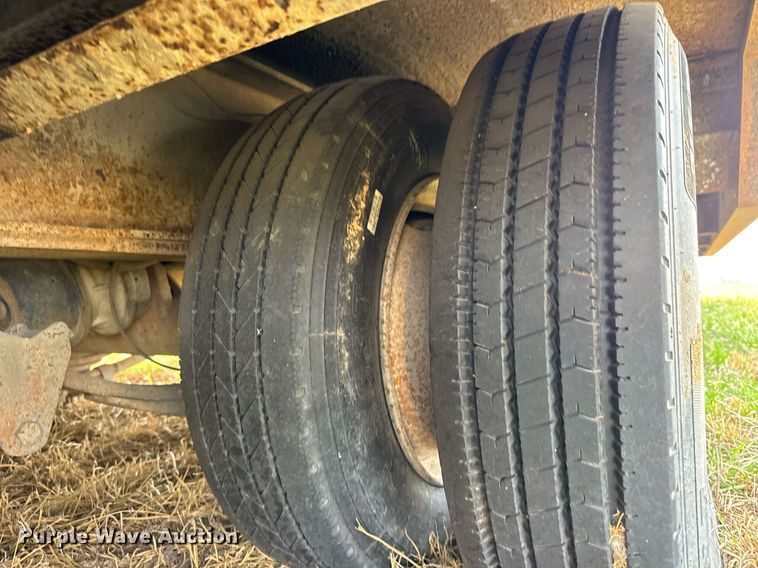 image for item EQ1235 1998 Belshe  T10 equipment trailer and air compressor